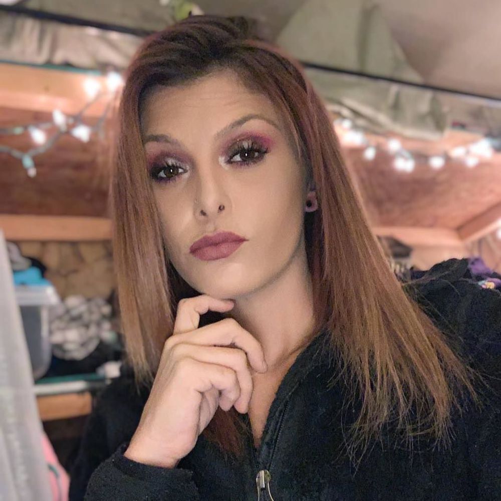 Meet your Posher, Tiffany